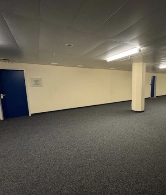 Le couloir du 6e étage